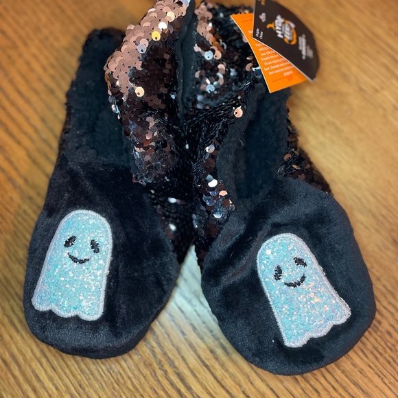 Halloween Ghost gripper sock sequence slippers - Picture 1 of 9